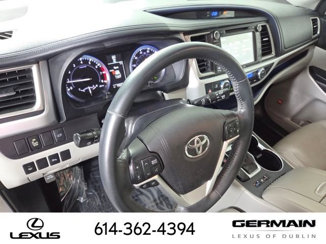Used 2016 Silver Toyota Limited image 15