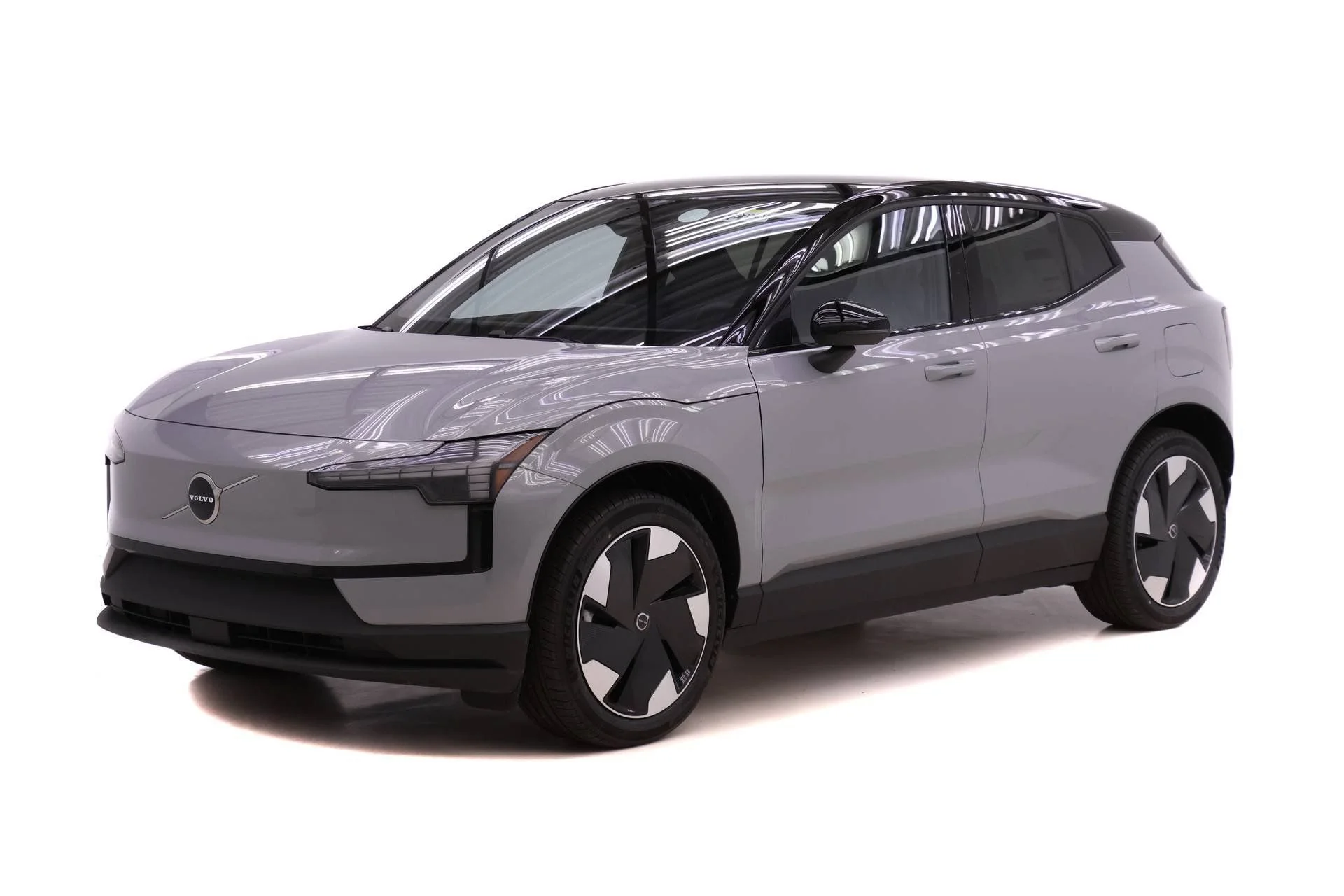 2026 Volvo EX30 Twin Motor Performance Plus's photo