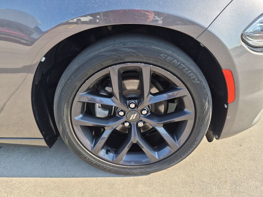 Used 2021 Gray Dodge SXT image 10