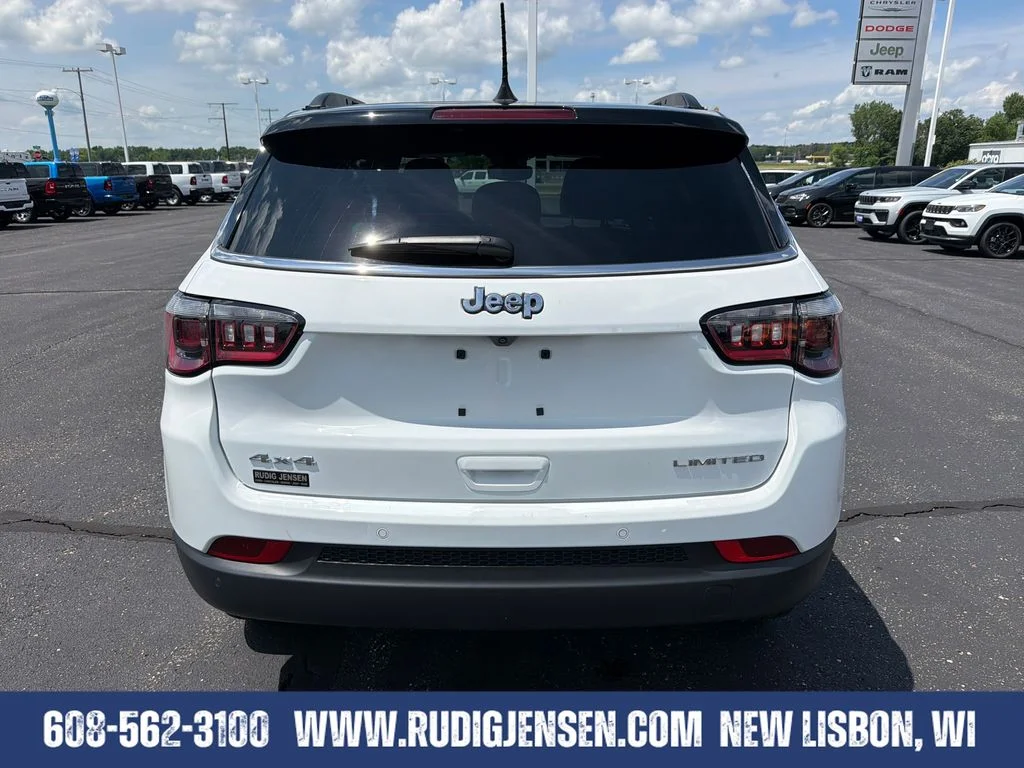 Used 2025 White Jeep Limited image 4