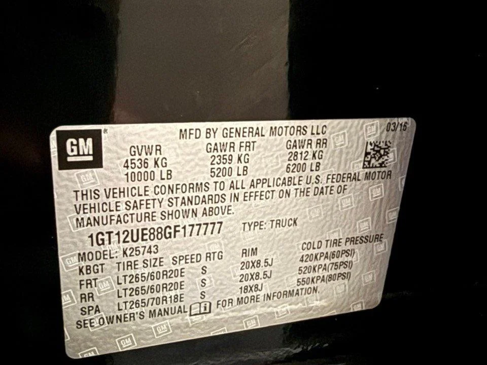 Used 2016 Onyx Black GMC DENALI image 27