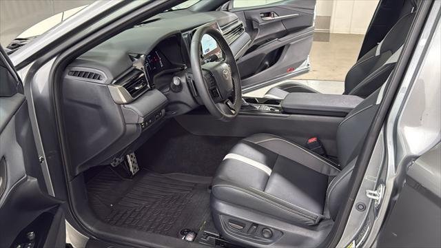 Certified Used 2026 PRECIOUS METAL Toyota SE image 12