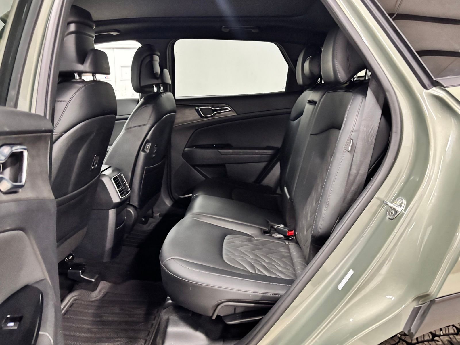 Used 2024 Green Kia X-Pro image 19