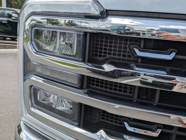 Certified Used 2023 Oxford White Ford Lariat image 10