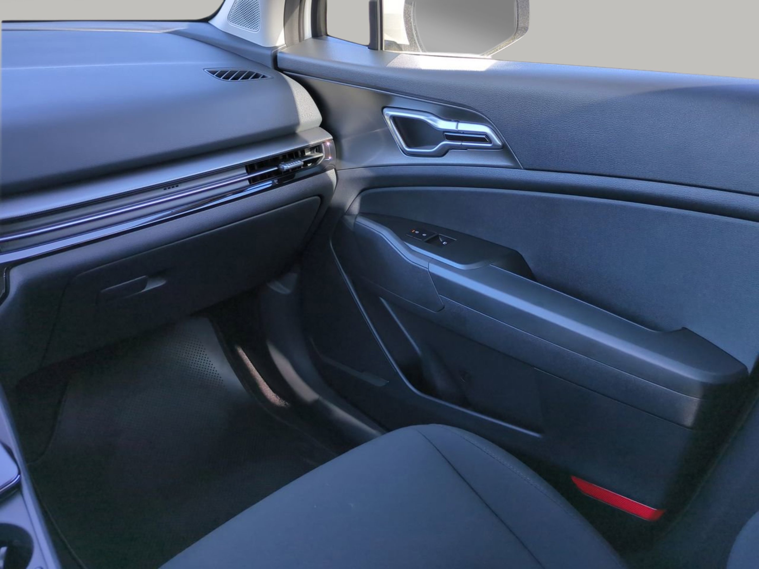 New 2026 Snow White Pearl Kia S image 18