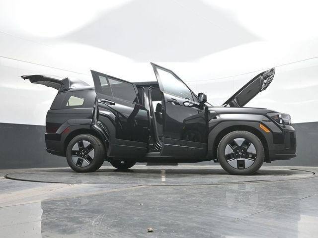 New 2026 Black Hyundai SE image 31
