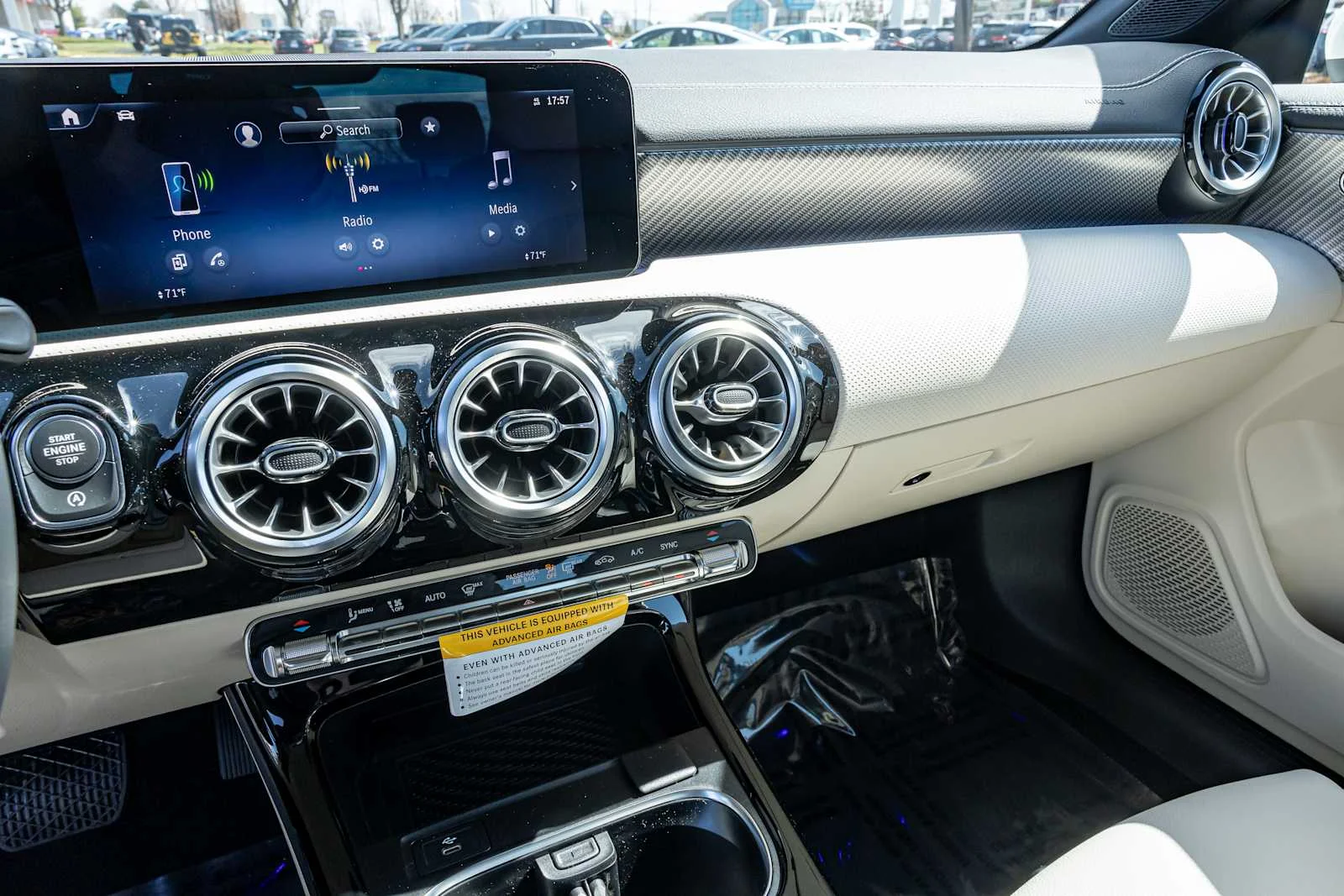 New 2025 Polar White Mercedes-Benz CLA 250 image 10