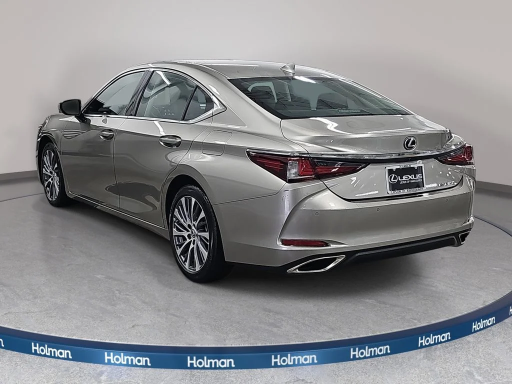 Used 2021 Silver Lexus 350 image 8