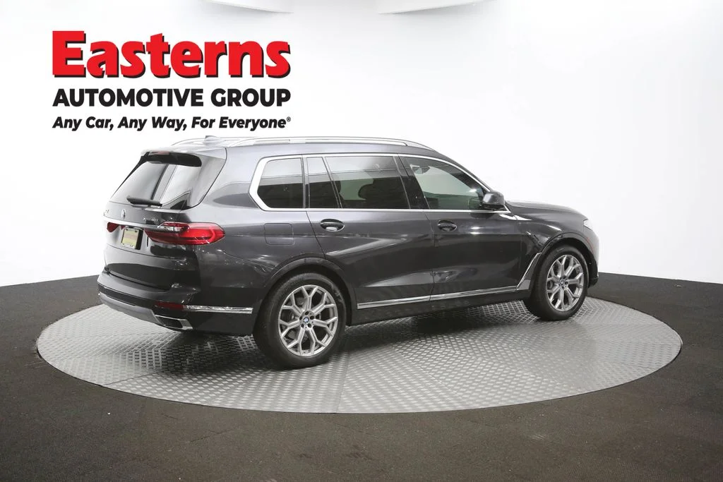 Used 2022 Gray BMW xDrive40i image 42