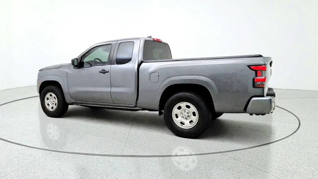 Used 2022 Gun Metallic Nissan King Cab 4x2 S Automatic image 7