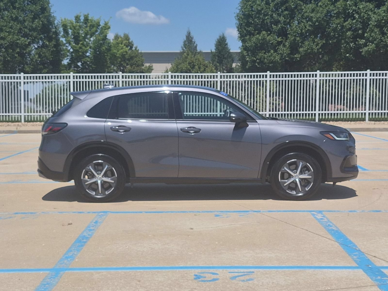 2025 Honda HR-V EX-L - Photo 6