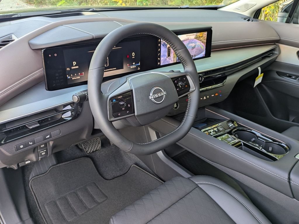 New 2026 Super Black Nissan Platinum image 18