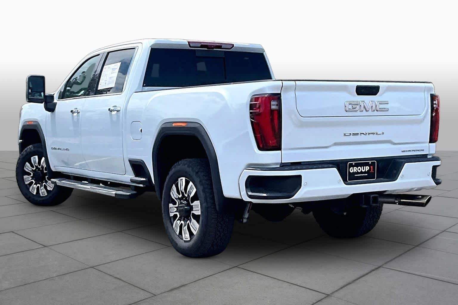 Used 2026 Glacier White Tricoat GMC Denali image 12