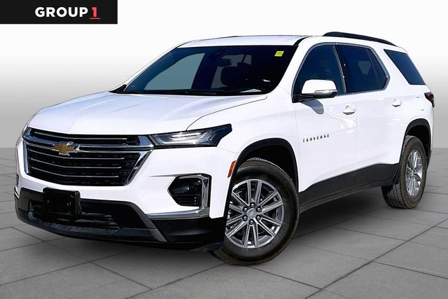Pre-Owned 2023 Chevrolet Traverse LT Cloth FWD Sport Utility