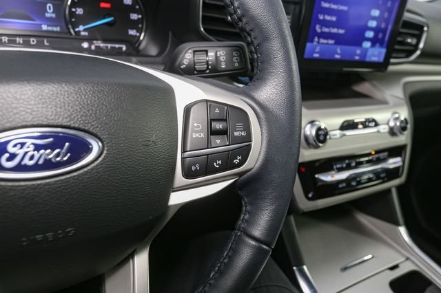 Used 2023 Black Ford XLT image 31