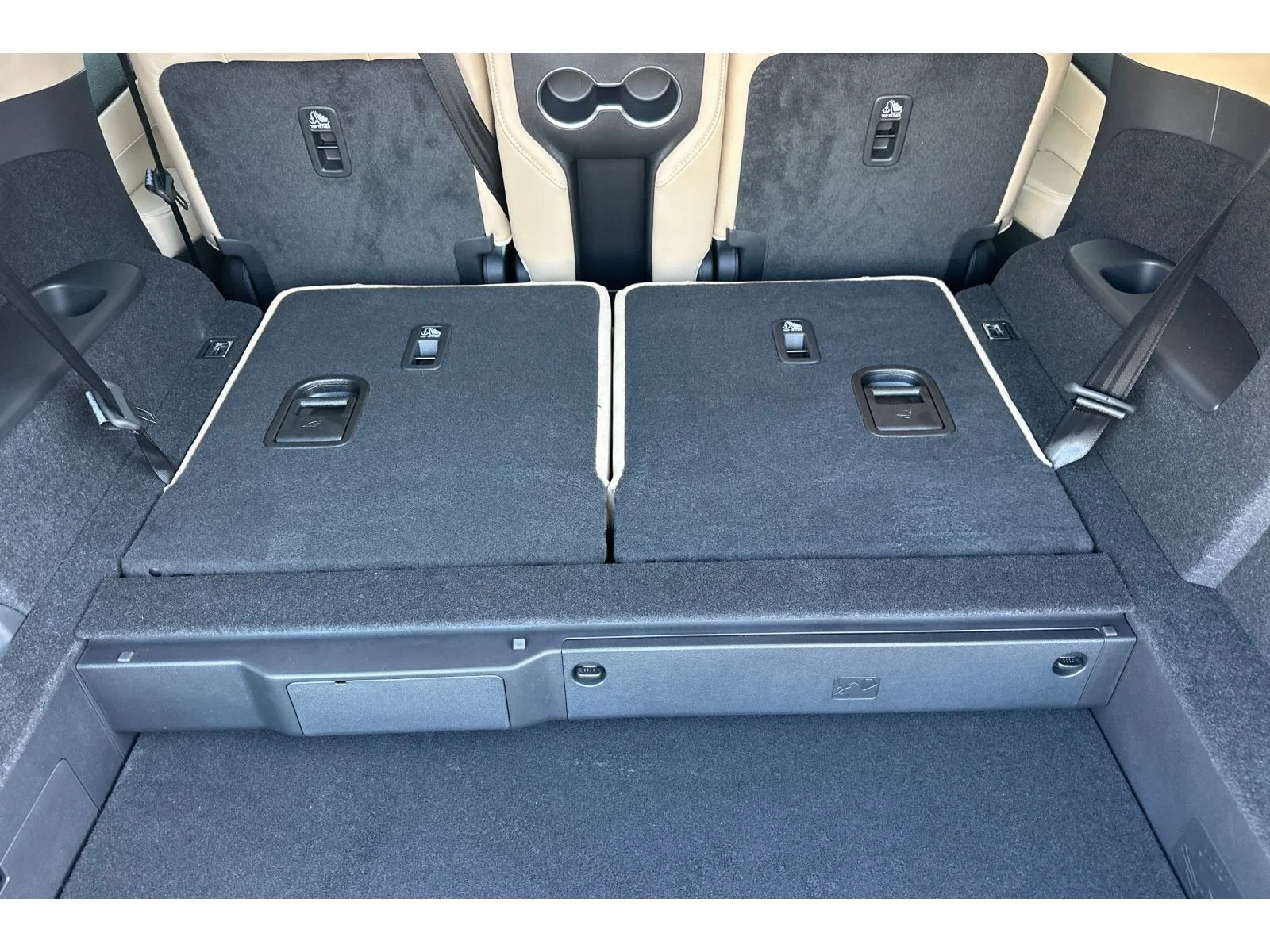 New 2026 Platinum White Pearl Acura w/Technology Package image 13