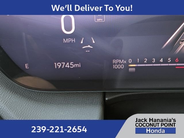 Used 2025 White Buick Sport Touring image 32
