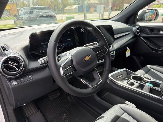 2026 Chevrolet Equinox LT - Photo 25