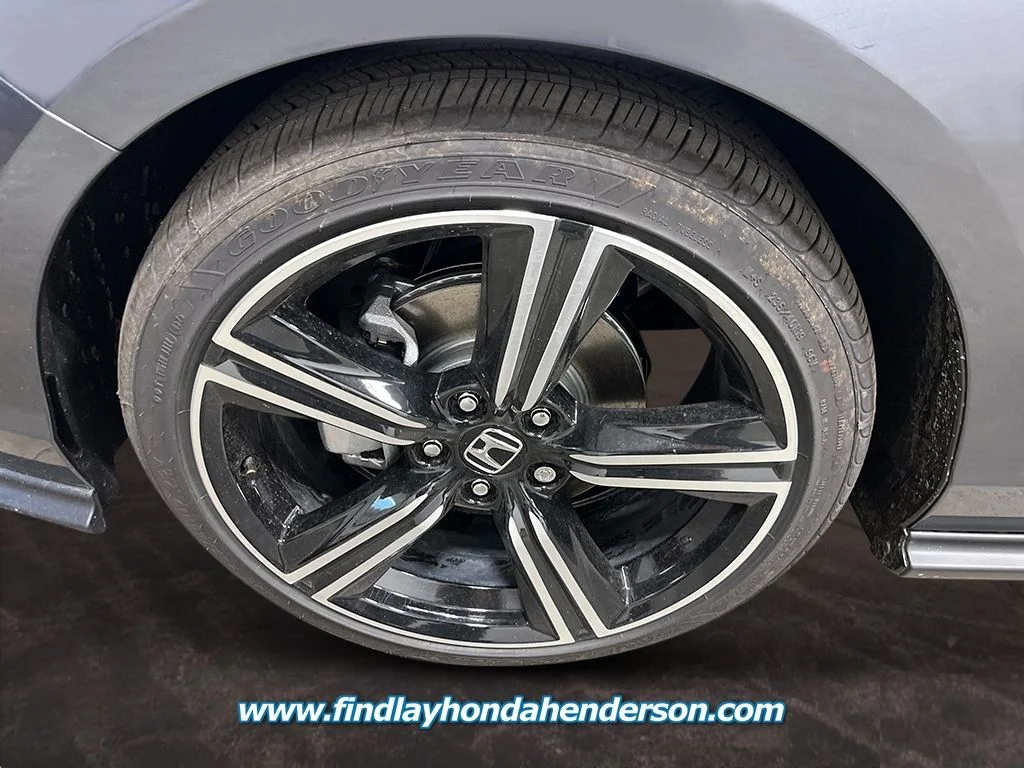 New 2026 Meteorite Gray Metallic Honda SE image 10