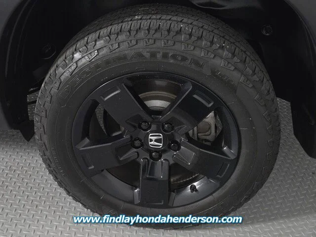 Certified Used 2024 Platinum White Pearl Honda Black Edition image 43