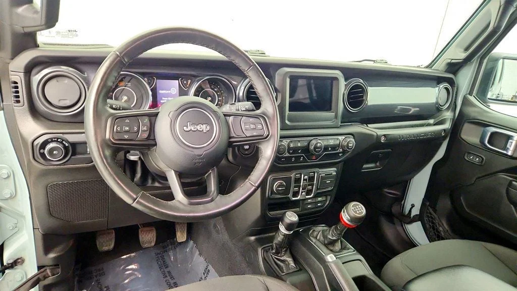 Used 2023 Earl Clearcoat Jeep Sport Altitude 4 Door 4x4 w/ Alpine Premium Audio & Trailer-Tow image 12