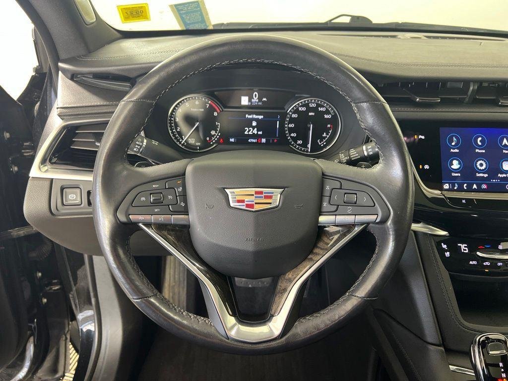 Used 2023 Black Metallic Cadillac Premium Luxury image 9