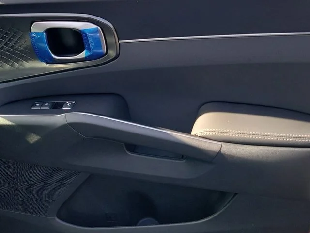 New 2026 Ebony Black Kia LX image 32