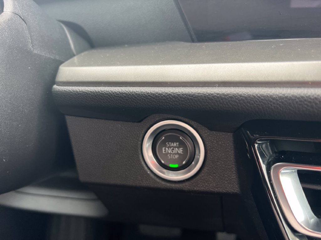 Used 2025 Gray Chevrolet LT image 17