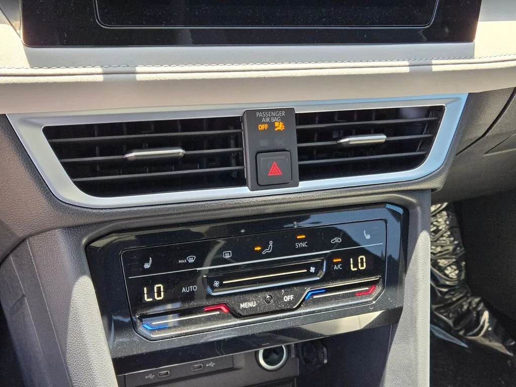 New 2026 Blue Volkswagen 1.5T SE image 15