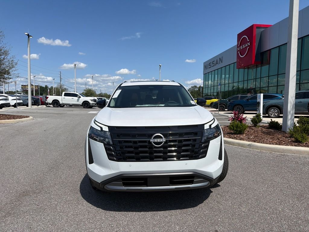 New 2026 White Nissan Platinum image 2