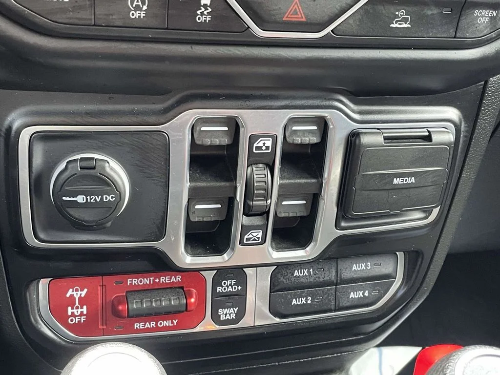 Used 2021 Blue Jeep Unlimited Rubicon image 37