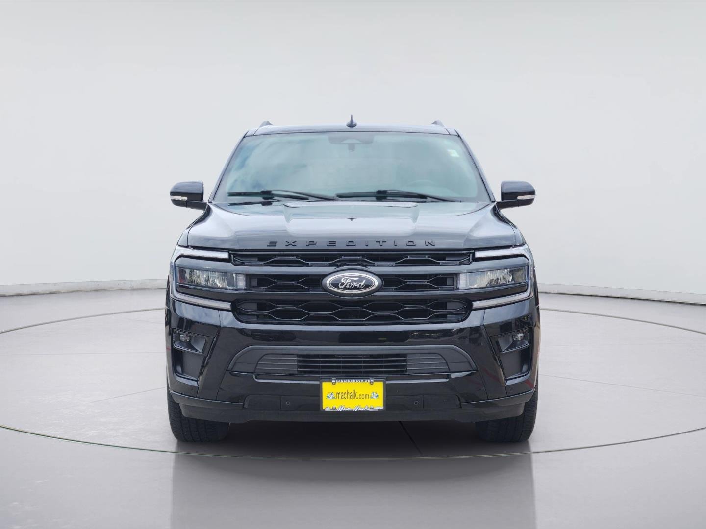 2022 Ford Expedition Max photo 2 of 35