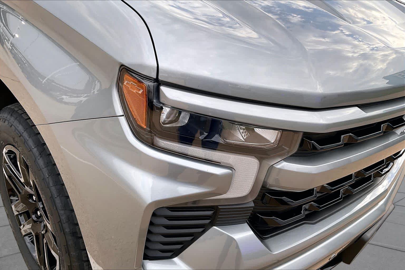 Certified Used 2025 Sterling Gray Metallic Chevrolet RST image 26
