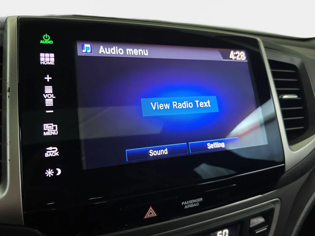 Used 2016 Modern Steel Metallic Honda EX-L image 24