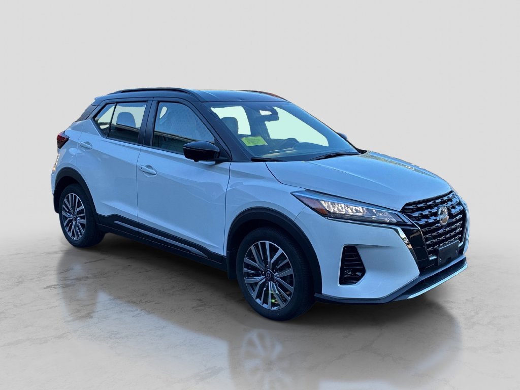 Used 2023 White Nissan SR image 3