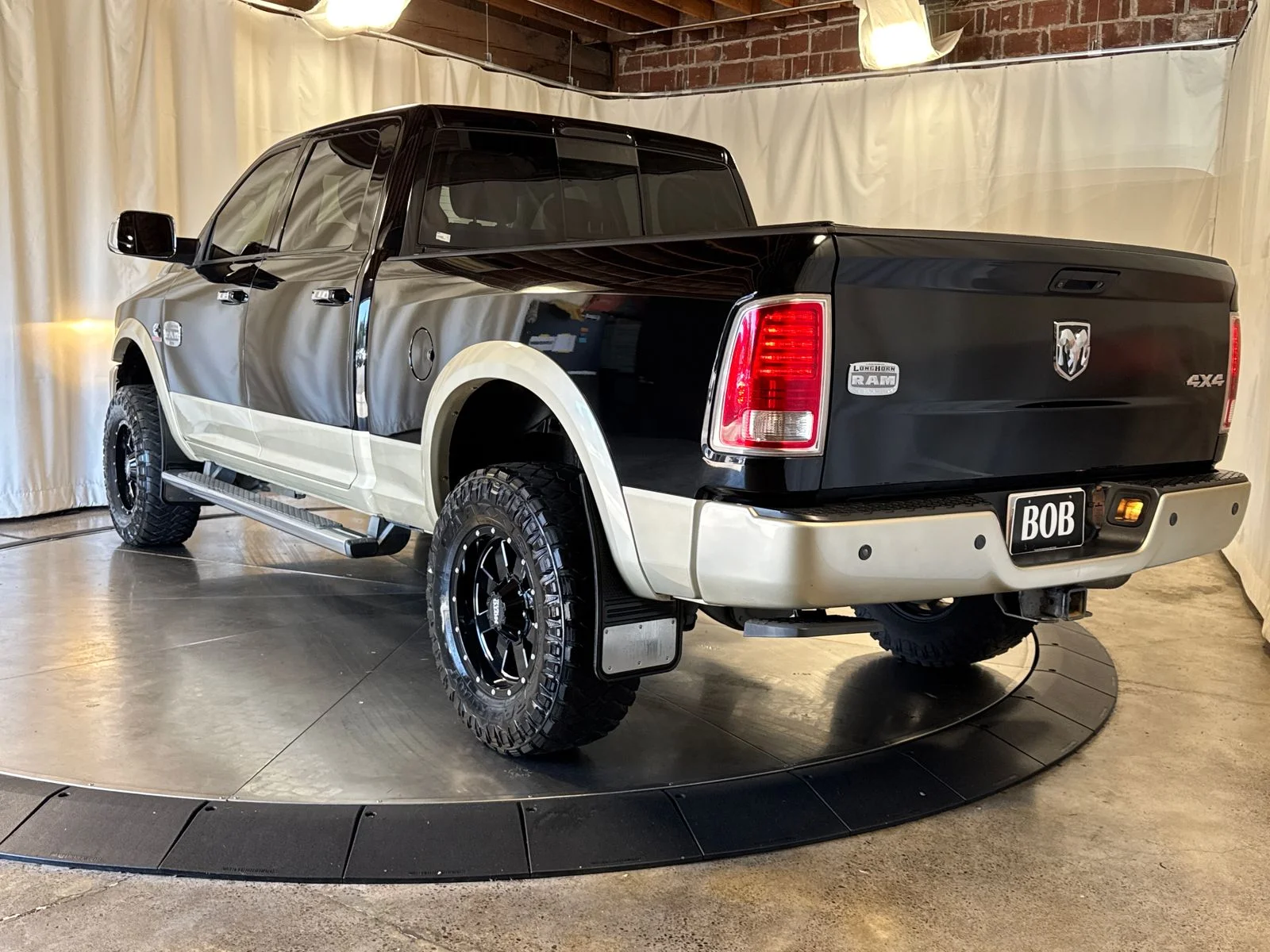 Used 2015 Black Ram Laramie Longhorn image 11