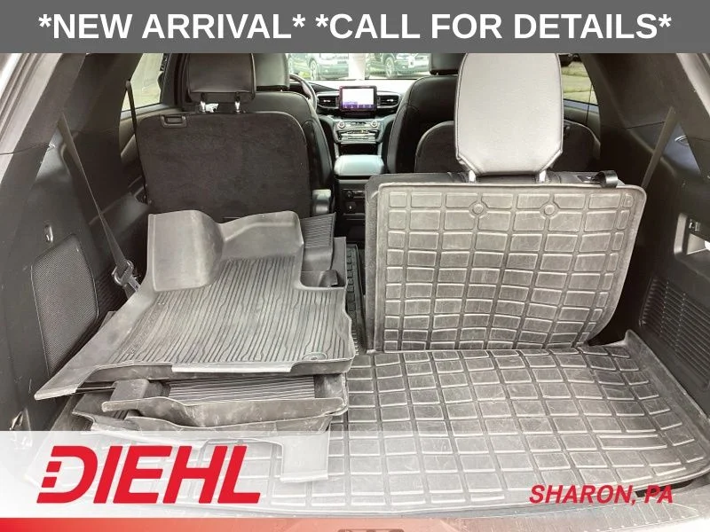 Used 2022 Gray Ford ST-Line image 13
