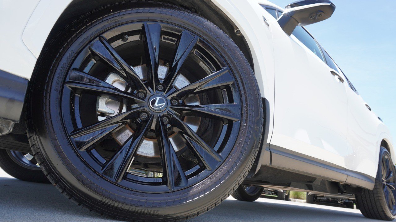 Certified Used 2024 ULTRA WHITE Lexus NX 350 F SPORT Handling image 11