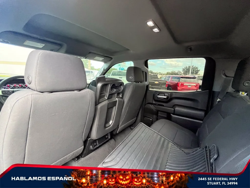 Used 2021 SUMMIT WHITE Chevrolet Custom image 15