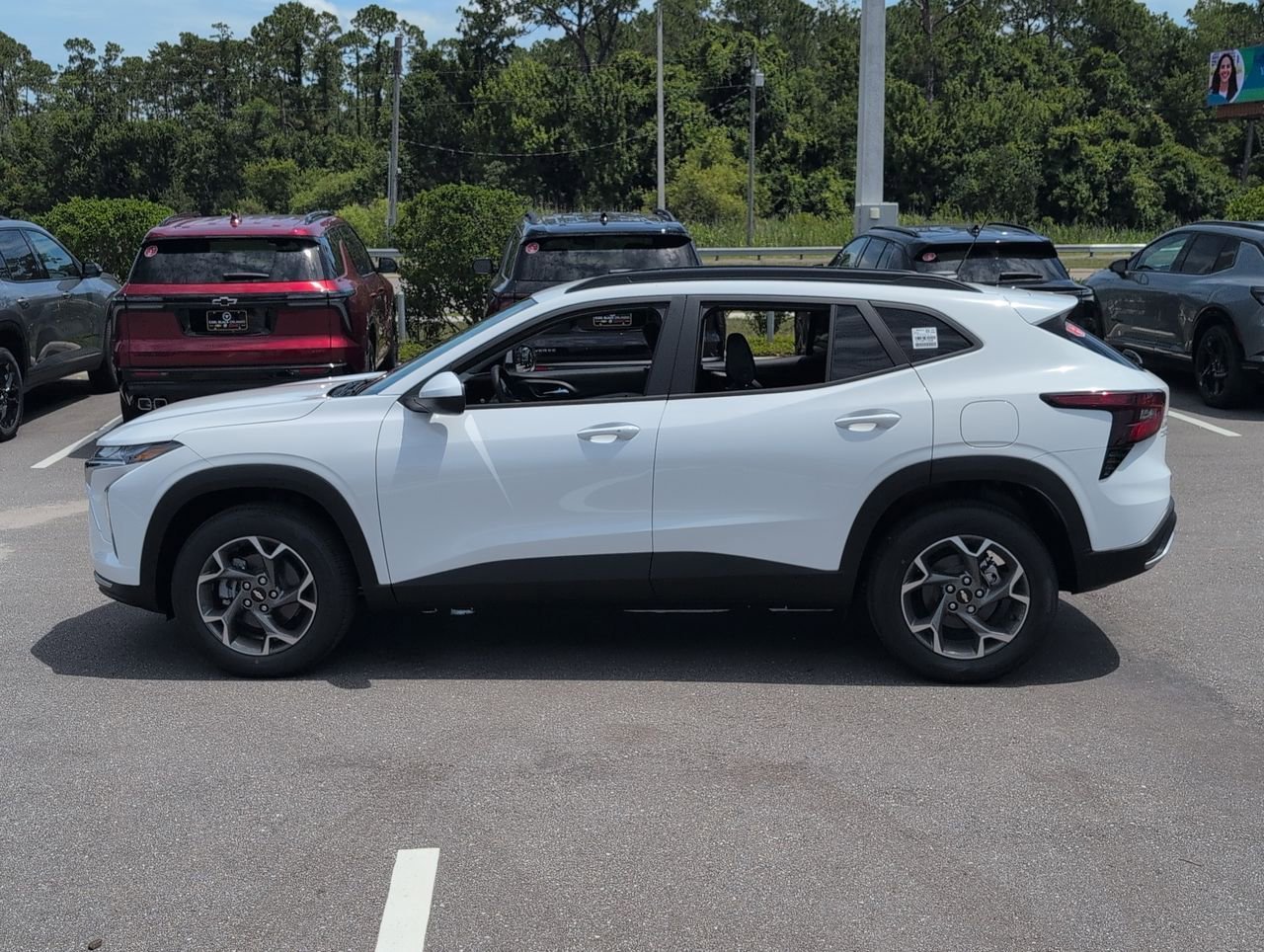 New 2026 Summit White Chevrolet LT image 5
