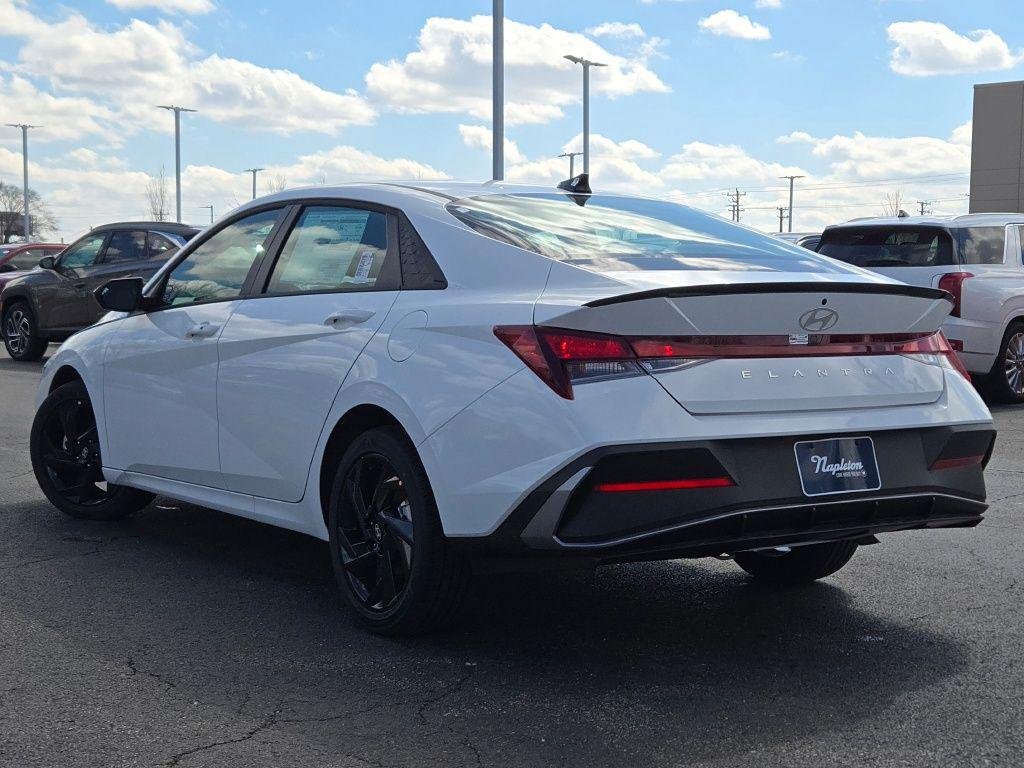 New 2026 White Hyundai SEL Sport image 15