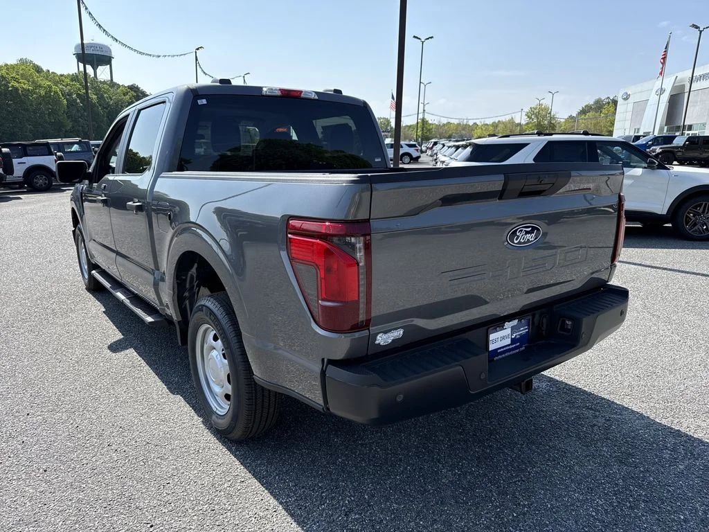 New 2026 Gray Ford XL image 5