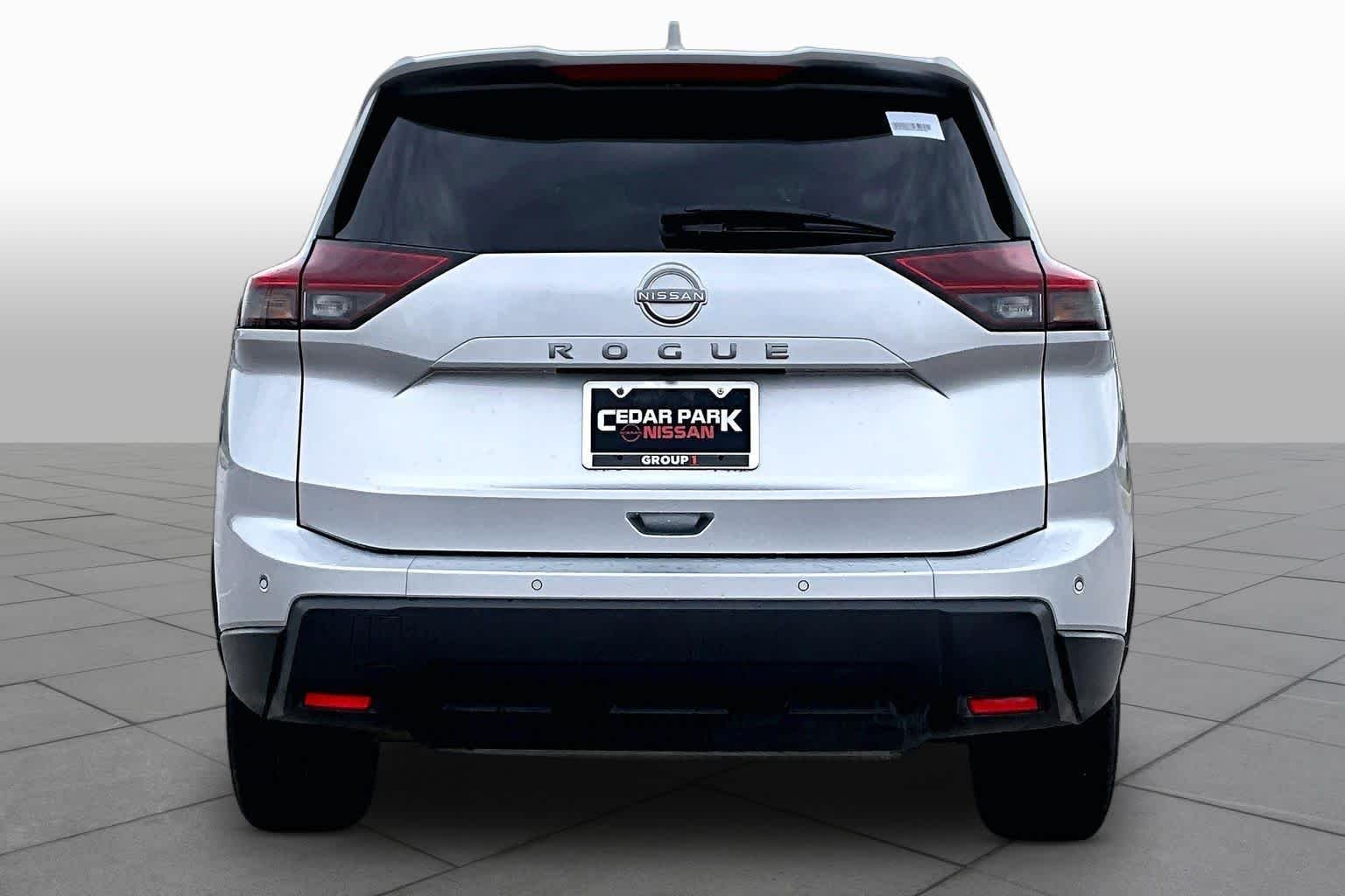 Used 2025 Brilliant Silver Metallic Nissan SV image 5