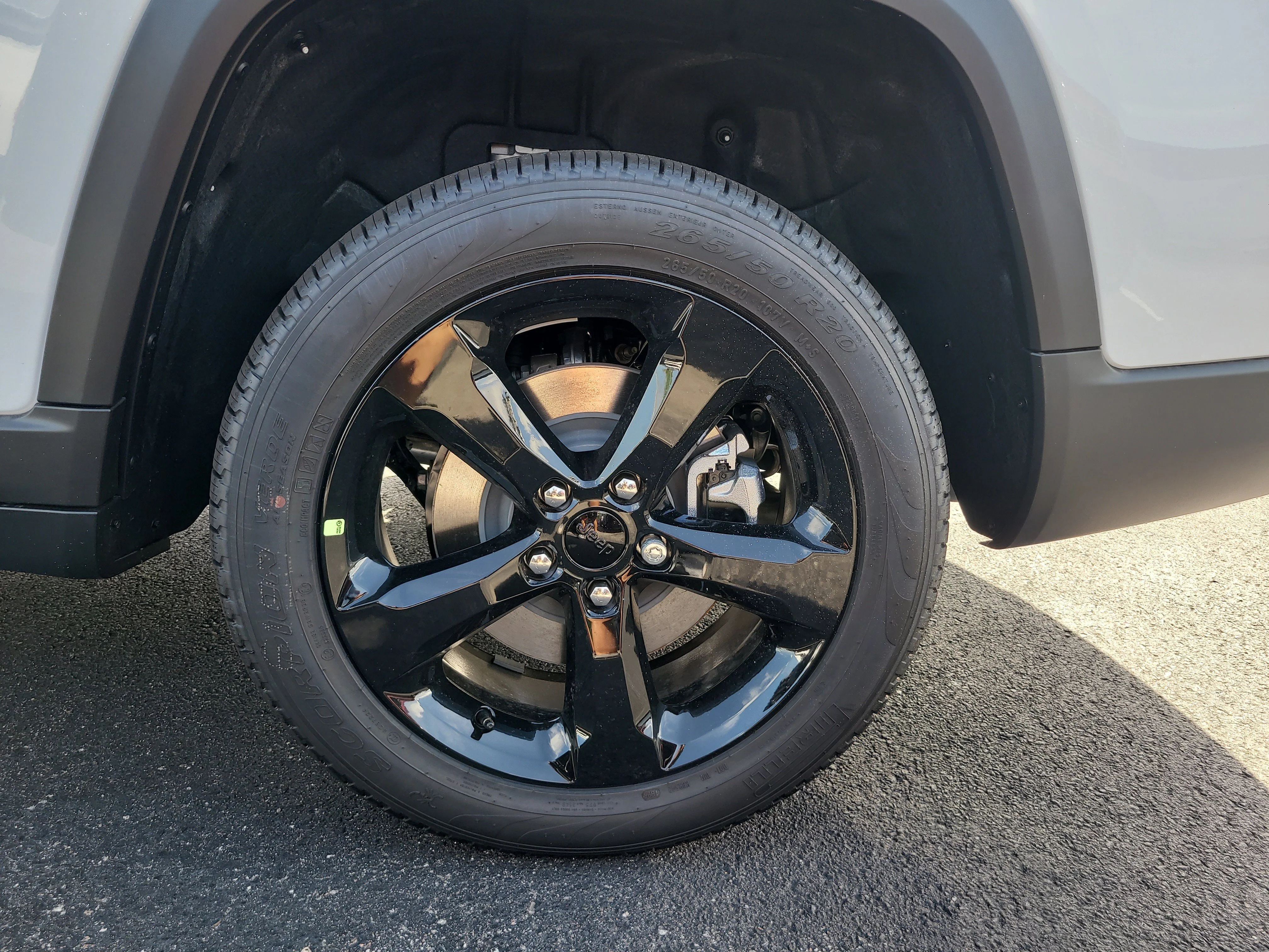 New 2026 Bright White Clearcoat Jeep Limited image 9