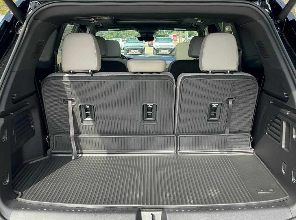 New 2026 Ebony Twilight Metallic GMC Elevation image 6