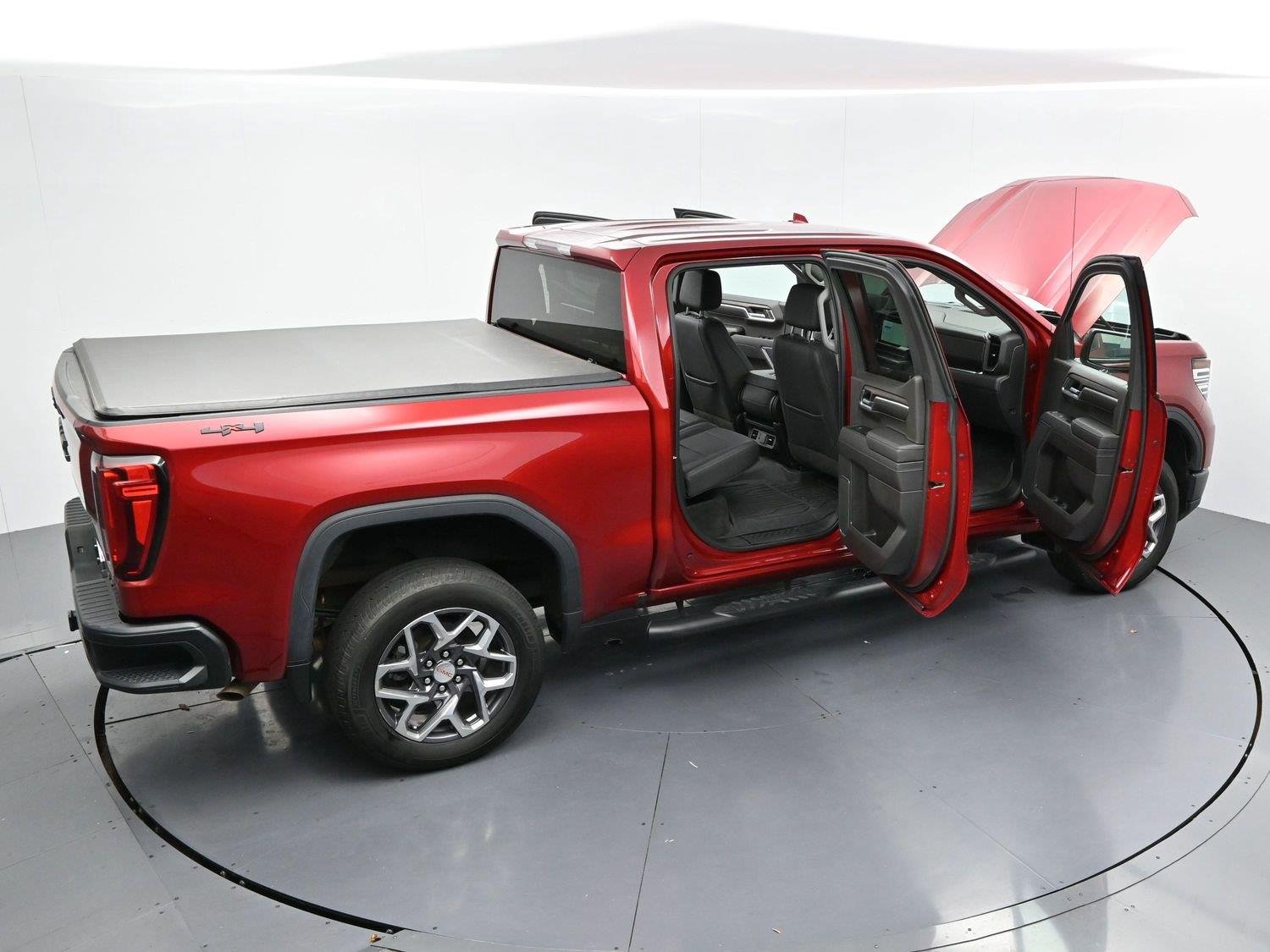 Used 2022 CAYENNE RED TINTCOAT GMC SLT image 41