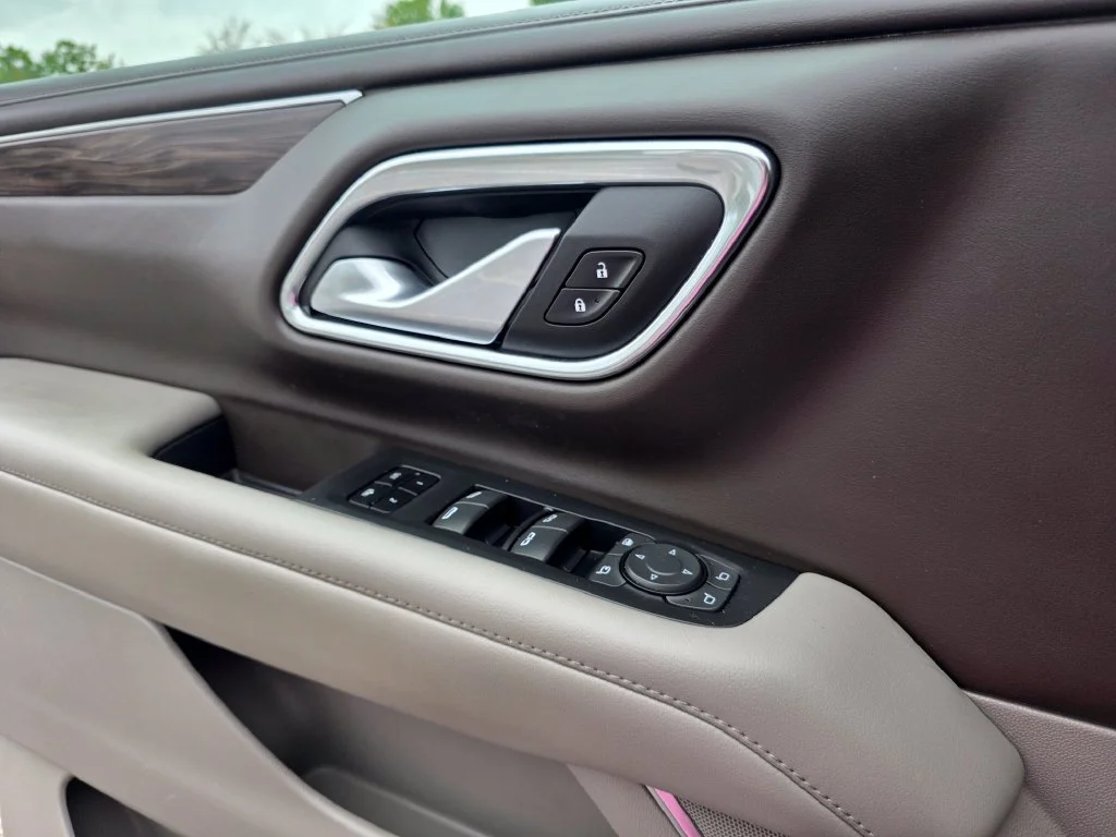 Used 2022 EMPIRE BEIGE METALLIC Chevrolet Z71 image 15