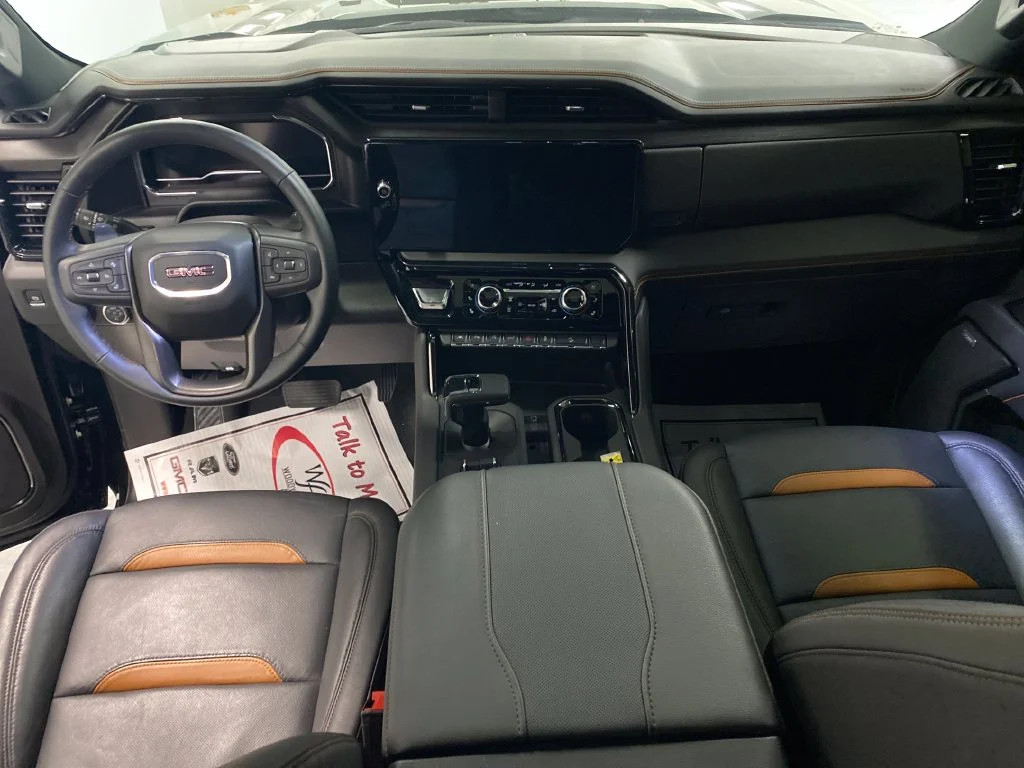 Used 2025 Black GMC AT4 image 18