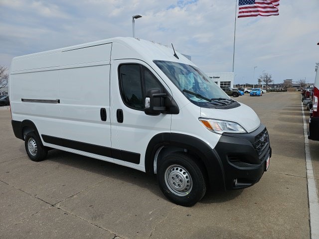 New 2026 Bright White Clearcoat Ram Tradesman image 7