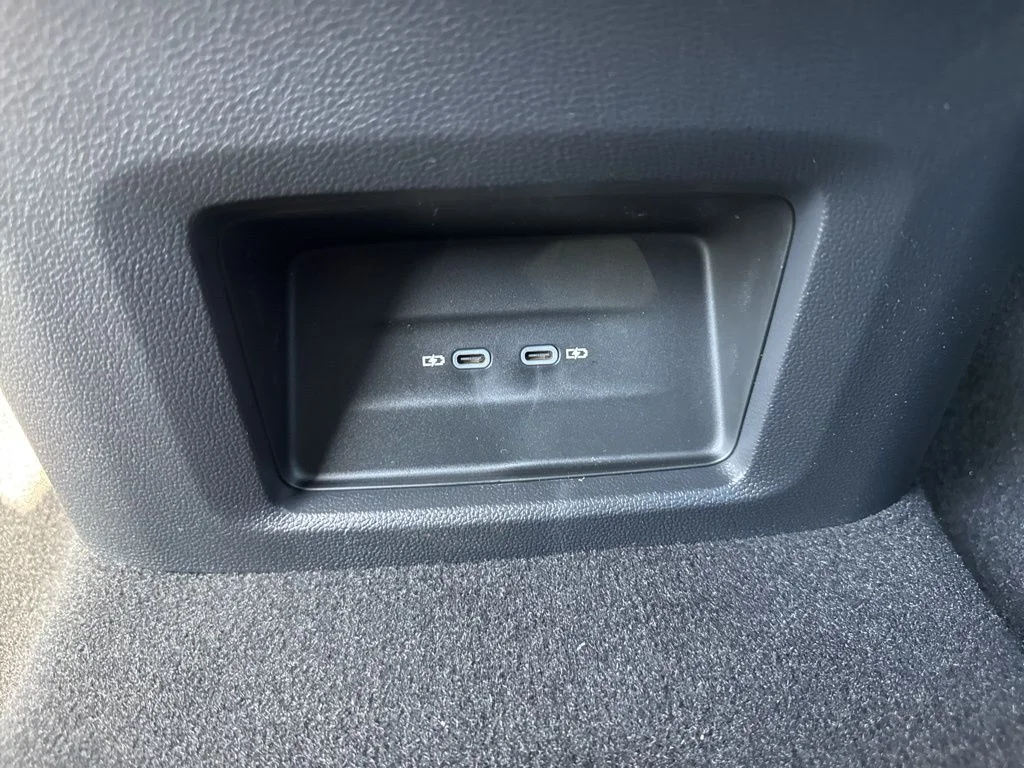 New 2026 Black Volkswagen 2.0T SE image 12